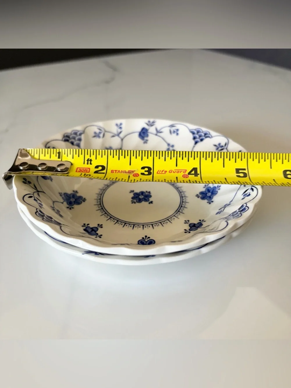 SET of 2 Finlandia Dessert Berry Bowls - Old Staffordshire Salem